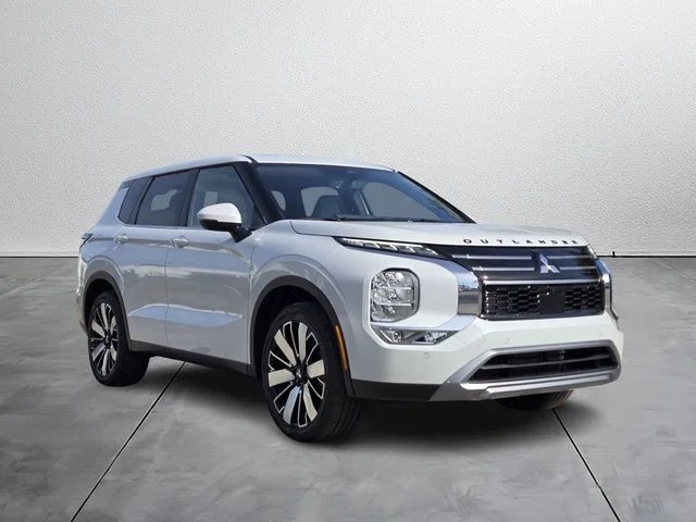 New 2026 White Mitsubishi SE image 1