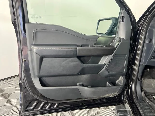 Used 2024 Black Ford XLT image 15