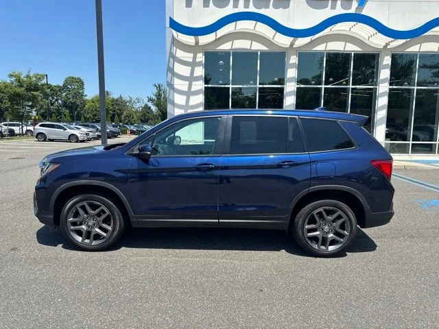 Certified Used 2023 Obsidian Blue Pearl Honda EX-L image 5