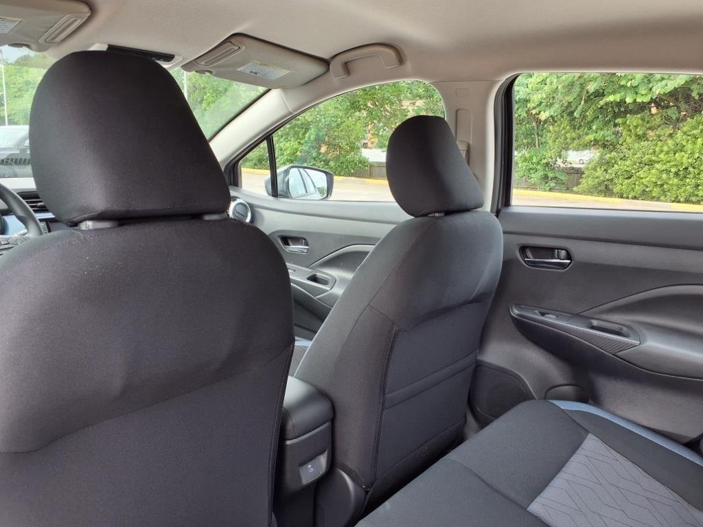 2025 Nissan Versa Sedan SV - Photo 18