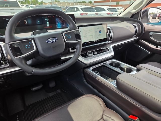 New 2026 Glacier Gray Metallic Tri-Coat Ford Platinum image 8