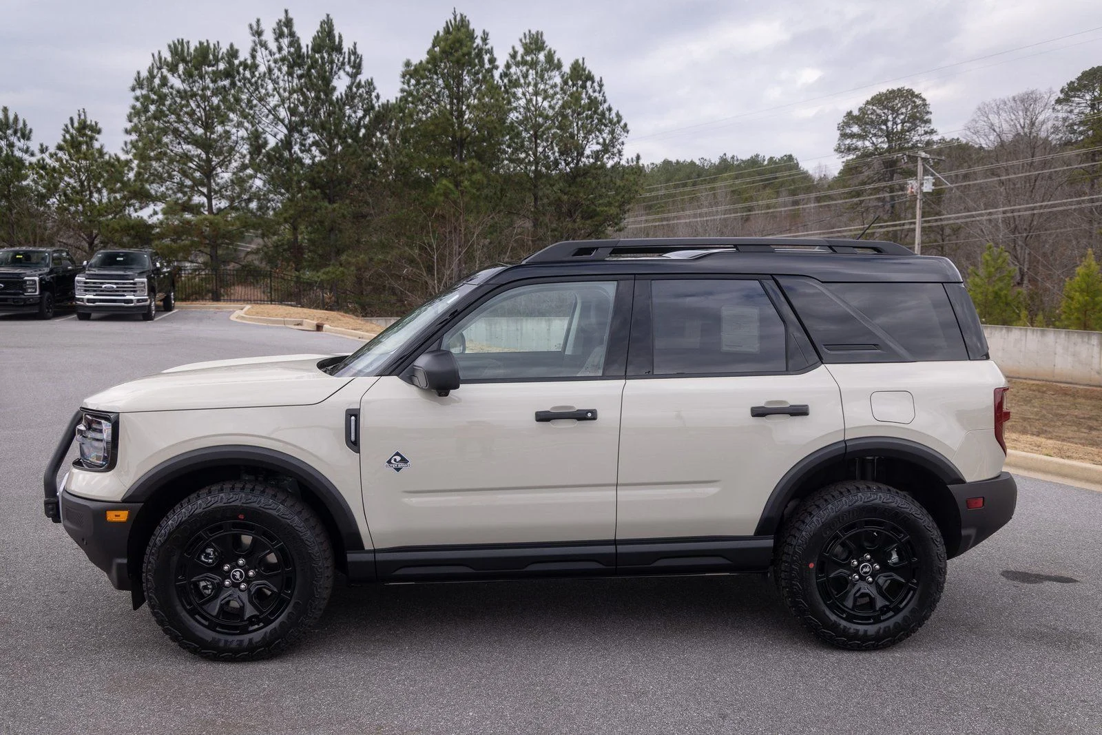 New 2025 Desert Sand Ford Outer Banks® image 5