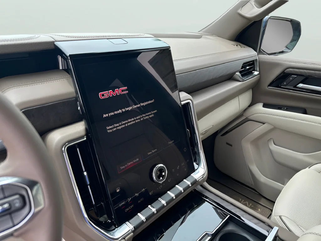 2026 GMC Yukon XL Denali - Photo 26