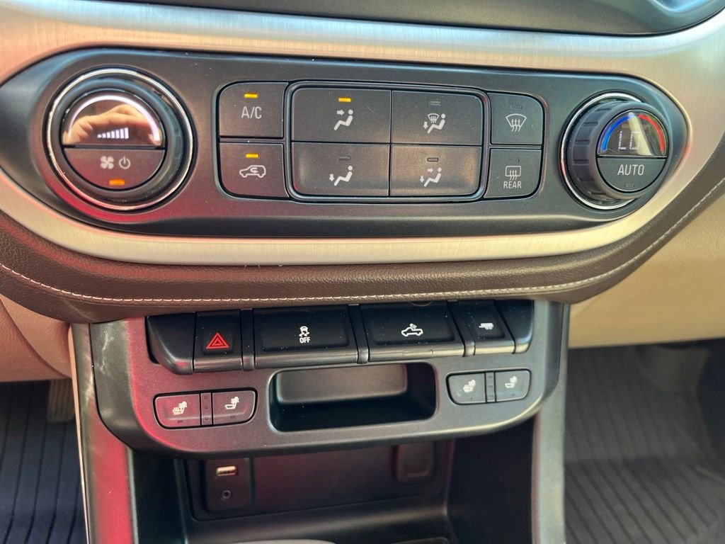 Used 2017 Black GMC SLT image 24