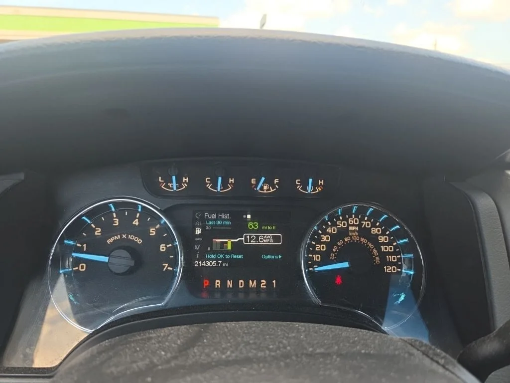 Used 2012 Sterling Gray Metallic Ford XLT image 22