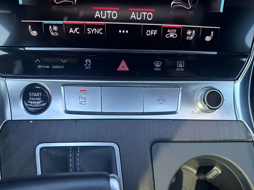 Used 2021  Audi Premium Plus image 25