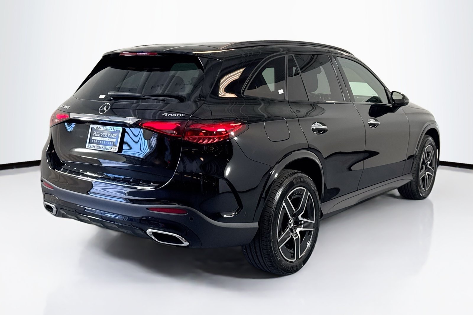 New 2026 Black Mercedes-Benz GLC 300 image 5