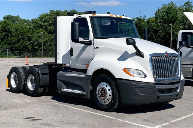 Pre-Owned 2021 International LT625 6x4 Day Cab