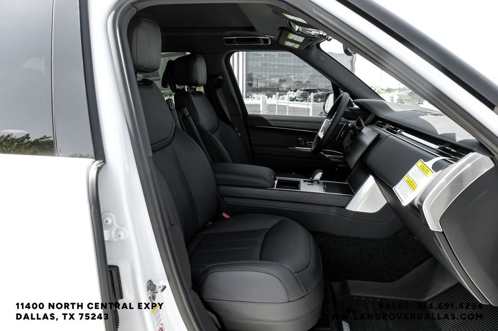 New 2026 Fuji White Land Rover SE image 22