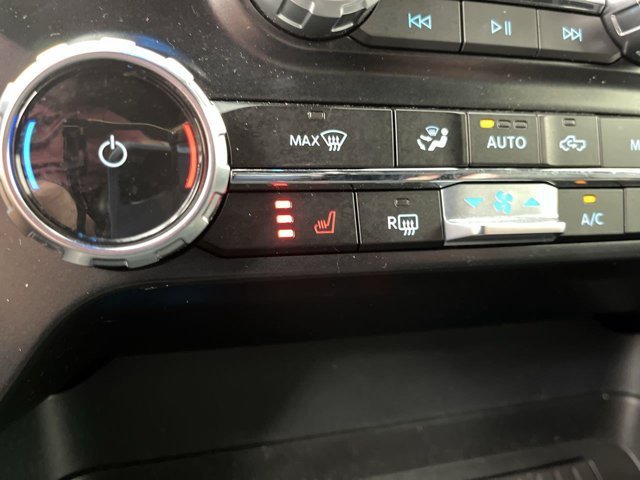 Used 2024 Avalanche Gray Ford XLT image 26