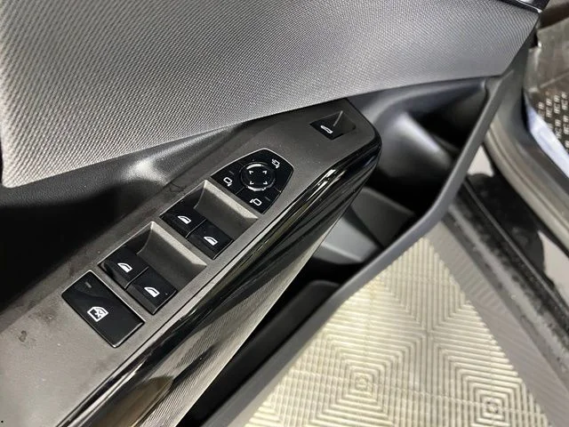 New 2026 Black Sapphire Metallic BMW 30 xDrive image 20