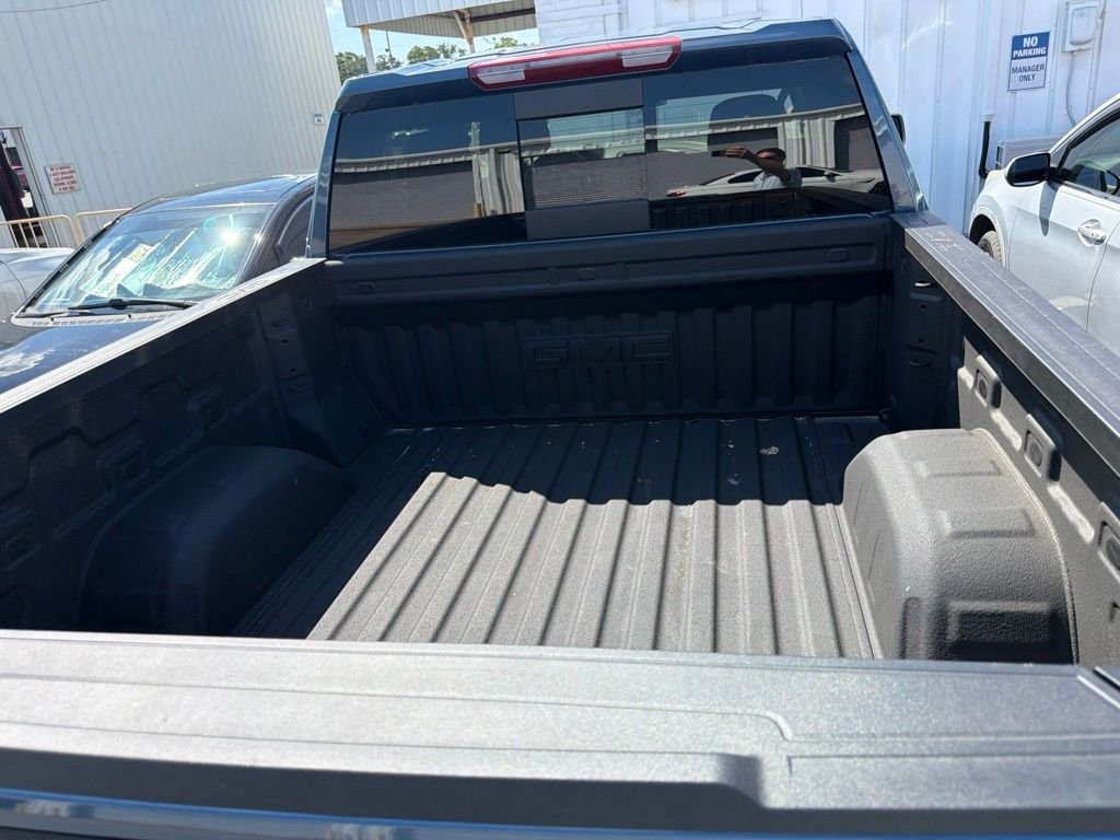 Used 2026 Blue GMC Elevation image 10