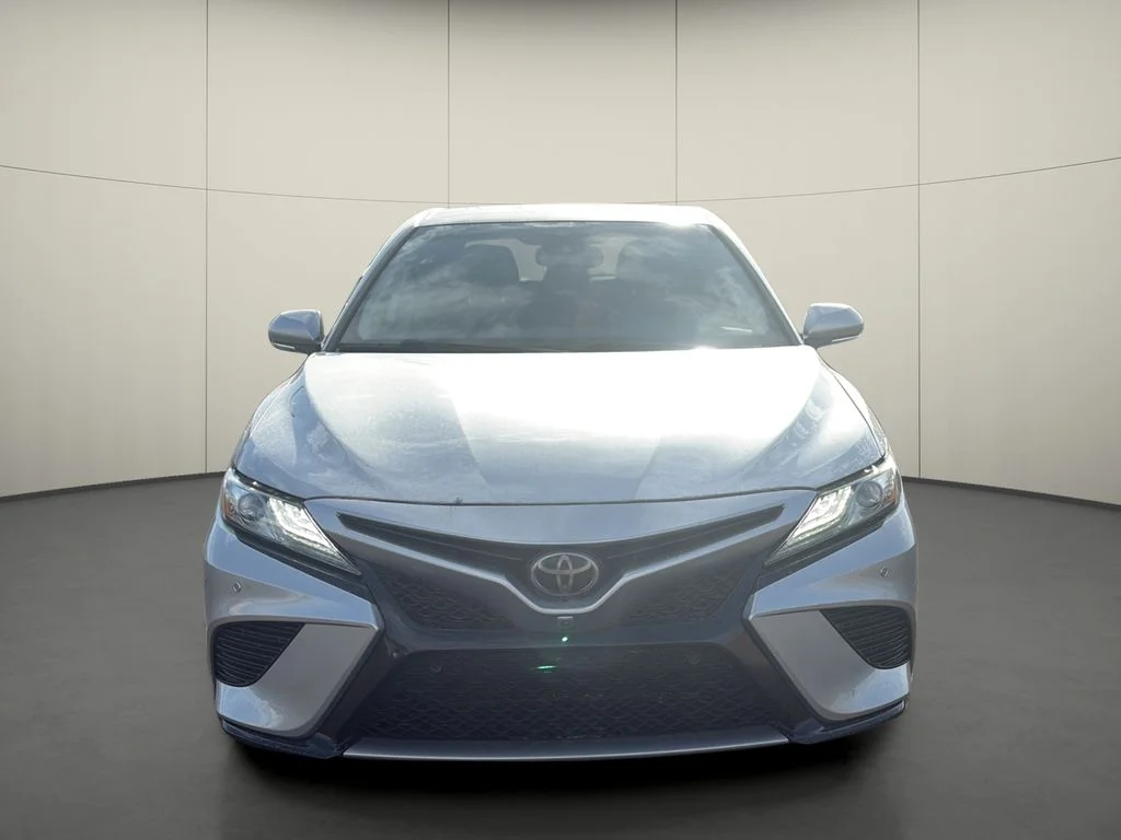 Used 2019 Silver Toyota XSE V6 image 2