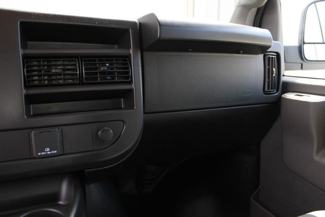 New 2026 Summit White GMC Work Van image 16