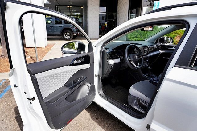 Used 2022 White Volkswagen 1.5T S image 33