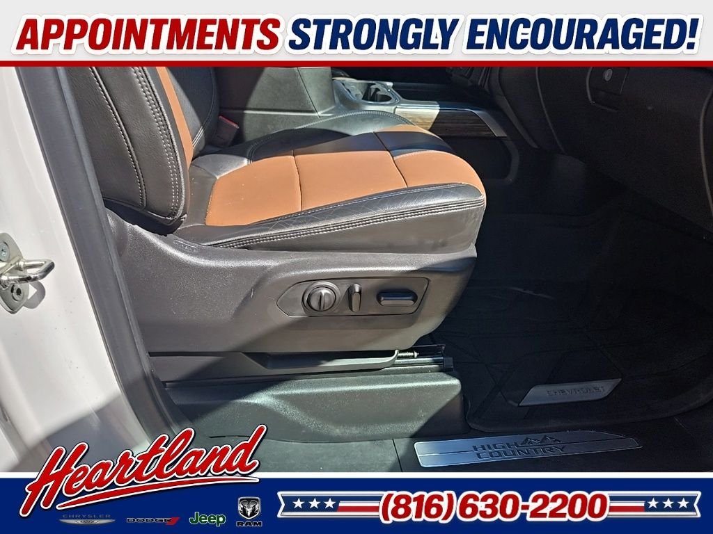 Used 2019 Beige Chevrolet High Country image 89