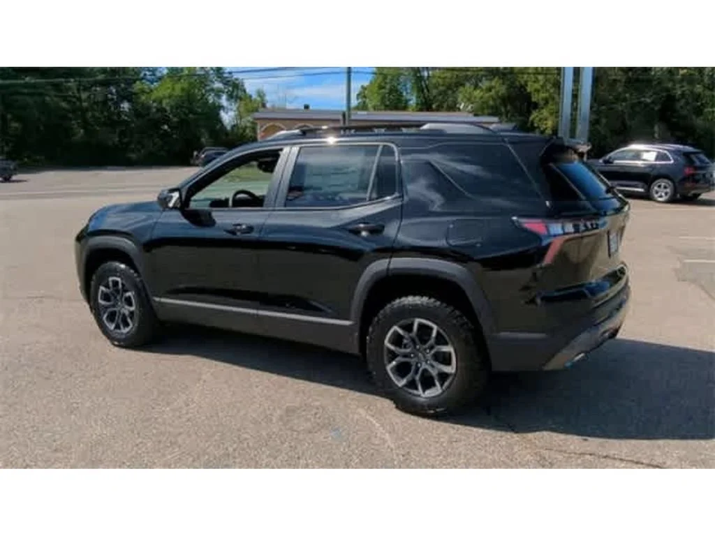 2026 Chevrolet Equinox ACTIV - Photo 12