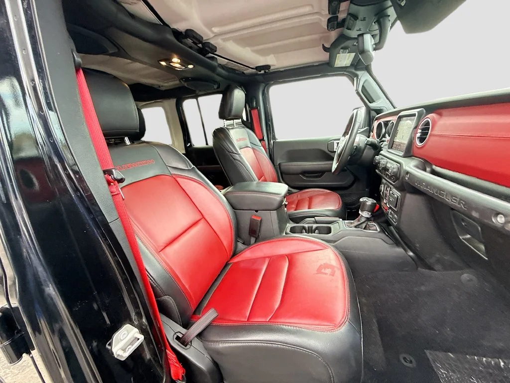 Used 2023 Black Jeep Rubicon 20th Anniversary Edition 4xe image 31
