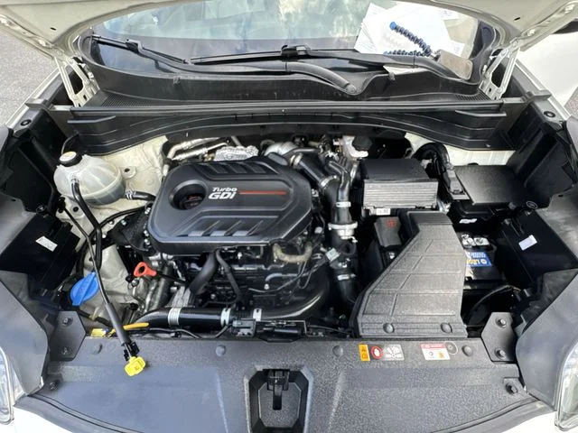 Used 2020 White Kia SX image 32