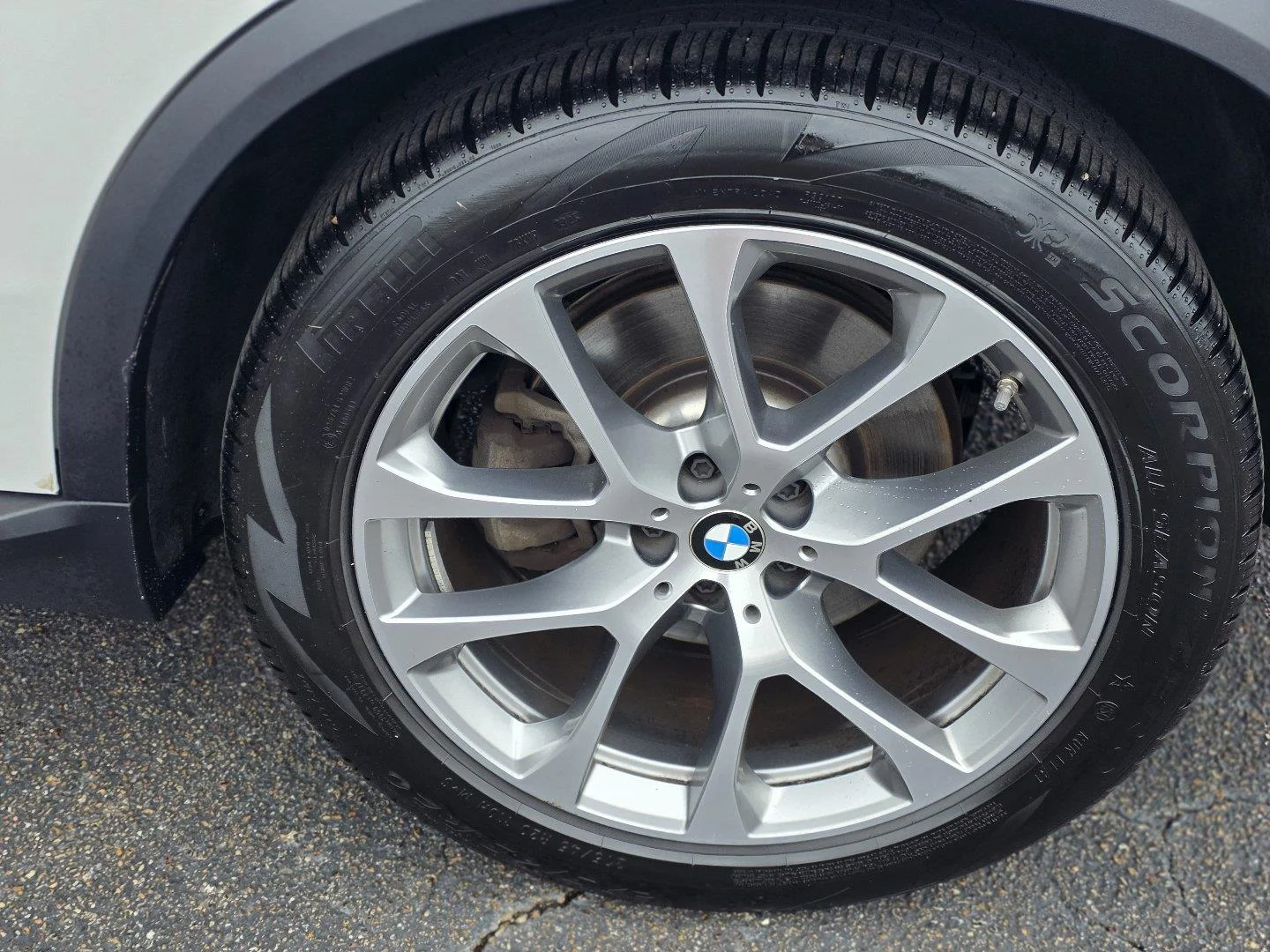 Used 2026  BMW sDrive40i image 37