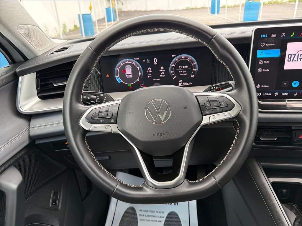 New 2026 White/off-white Volkswagen 2.0T SE image 14