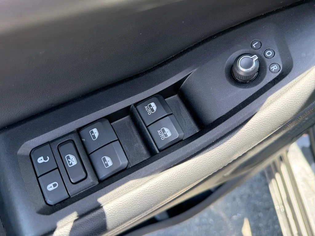 Used 2024 Brown Jeep 4xe image 15