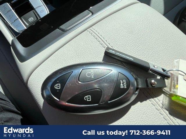 2025 Hyundai Tucson SE - Photo 20