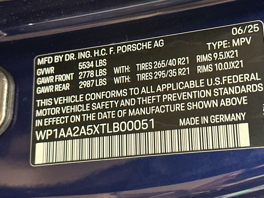 Used 2026 Blue Porsche  image 35