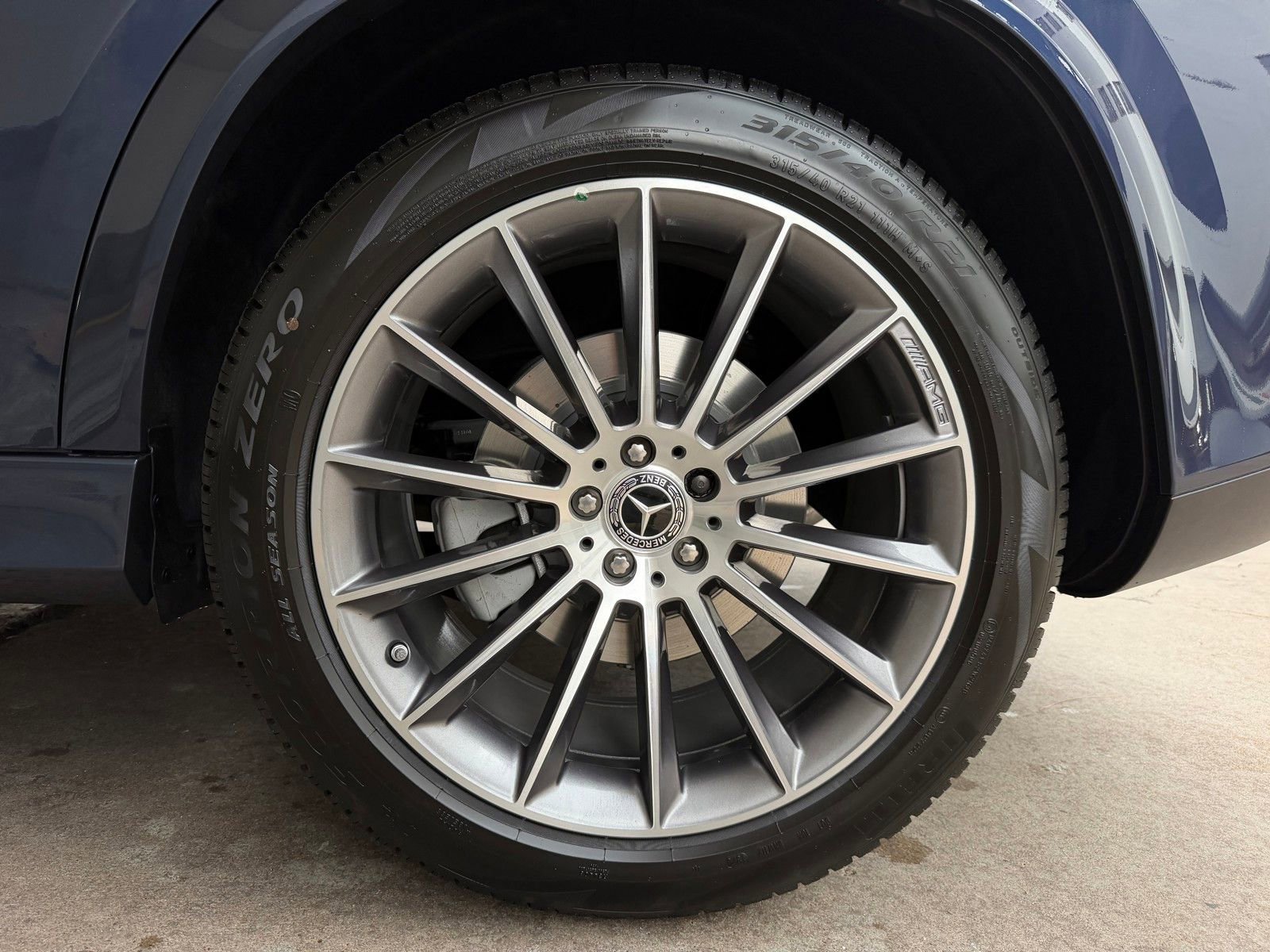 New 2026 Twilight Blue Metallic Mercedes-Benz GLE 450 image 47