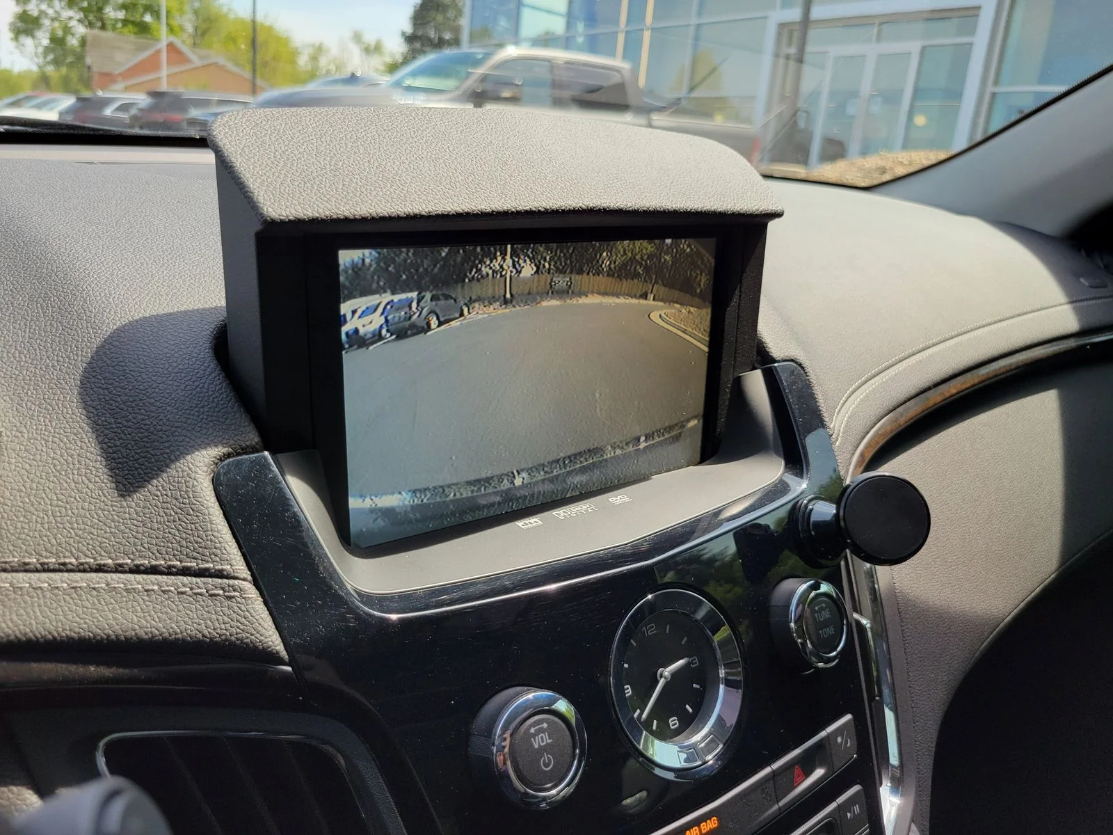 Used 2011 Black Diamond Cadillac Base image 23