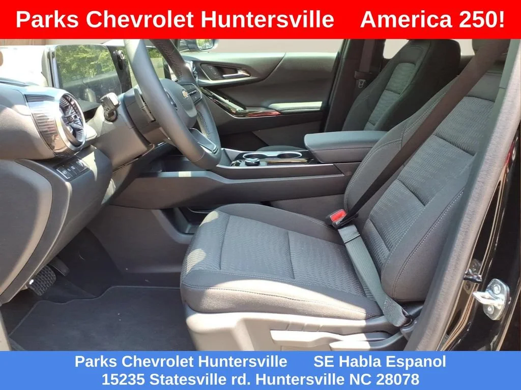 2026 Chevrolet Equinox LT - Photo 13