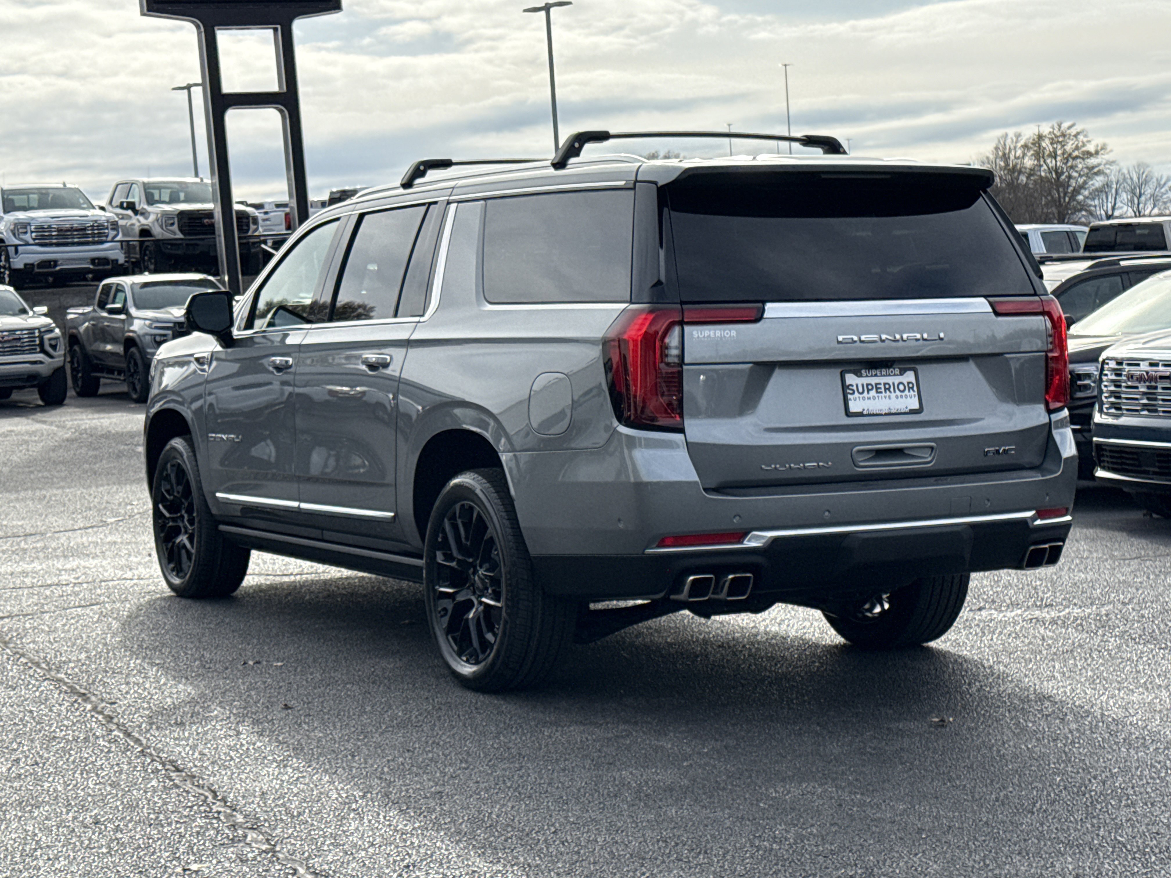 2026 GMC Yukon XL Denali - Photo 11