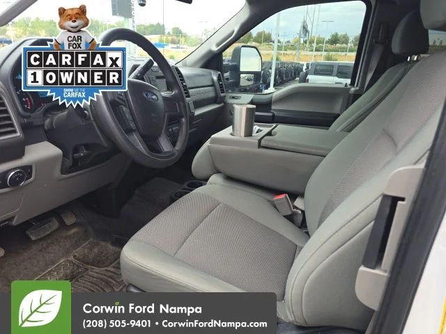 Used 2018 White Ford XL image 15