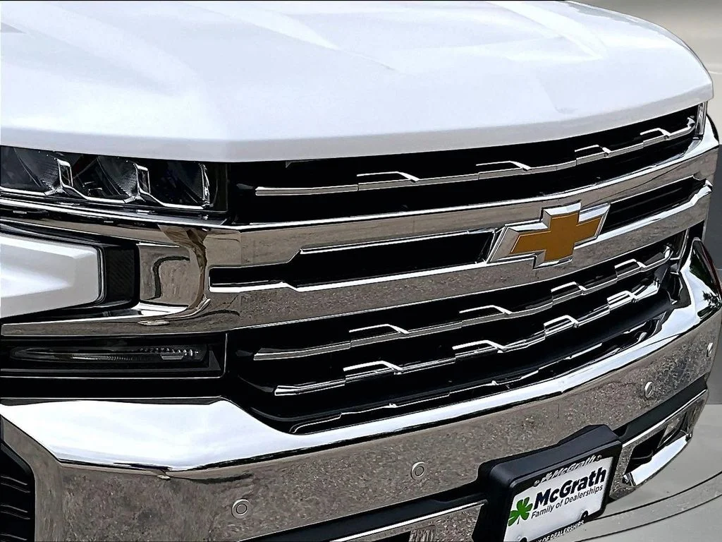 Certified Used 2019 Beige Chevrolet LTZ image 34