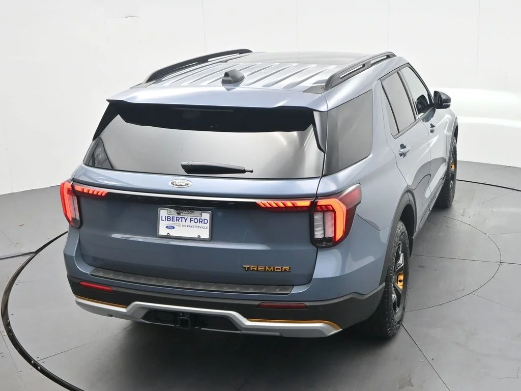 New 2026 Vapor Blue Metallic Ford Tremor® image 37