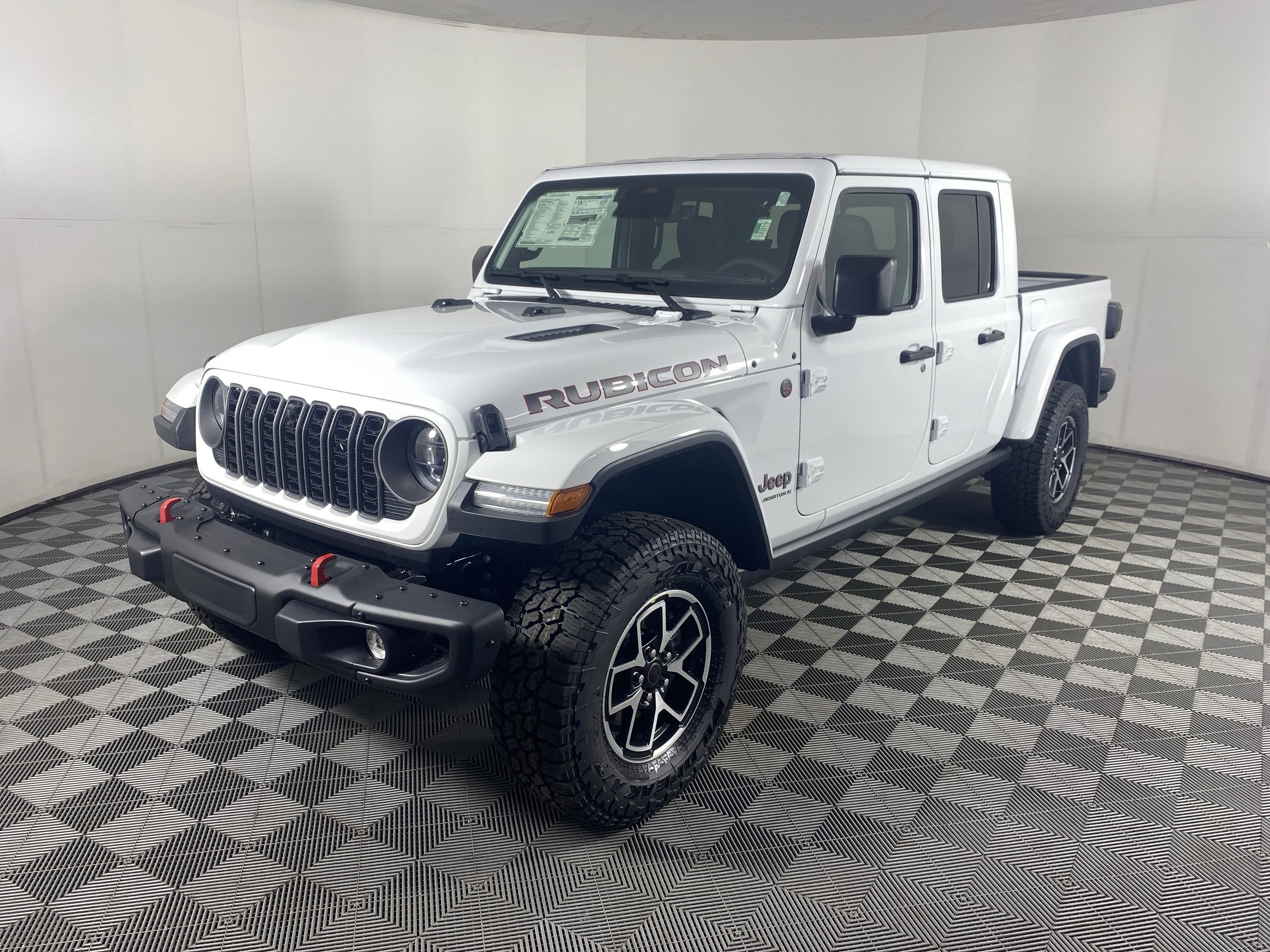 New 2026 Bright White Clear-Coat Exterior Paint Jeep Rubicon X image 10