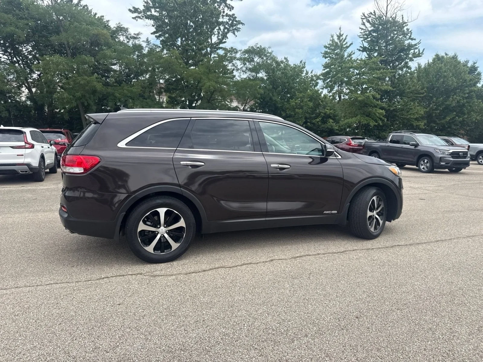 Used 2018 Polished Walnut Kia EX V6 image 30