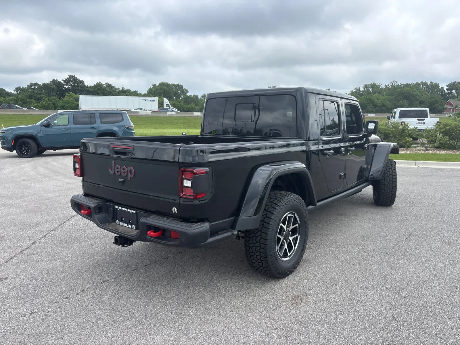 New 2026 Black Clear-Coat Exterior Paint Jeep Shadow Ops image 9