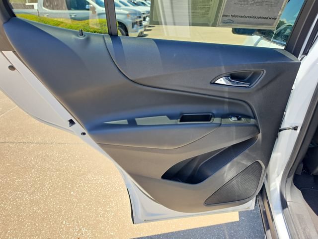 Used 2024 Summit White Chevrolet LT image 14