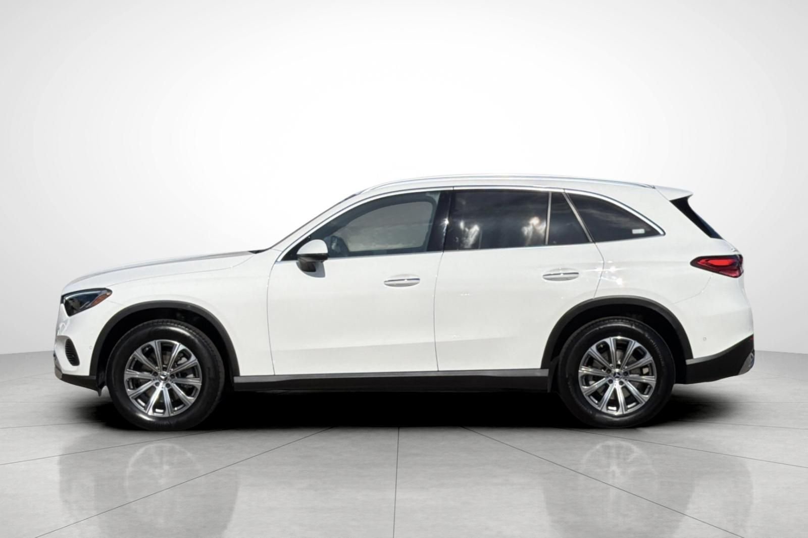 Certified Used 2026 White Mercedes-Benz GLC 300 image 31