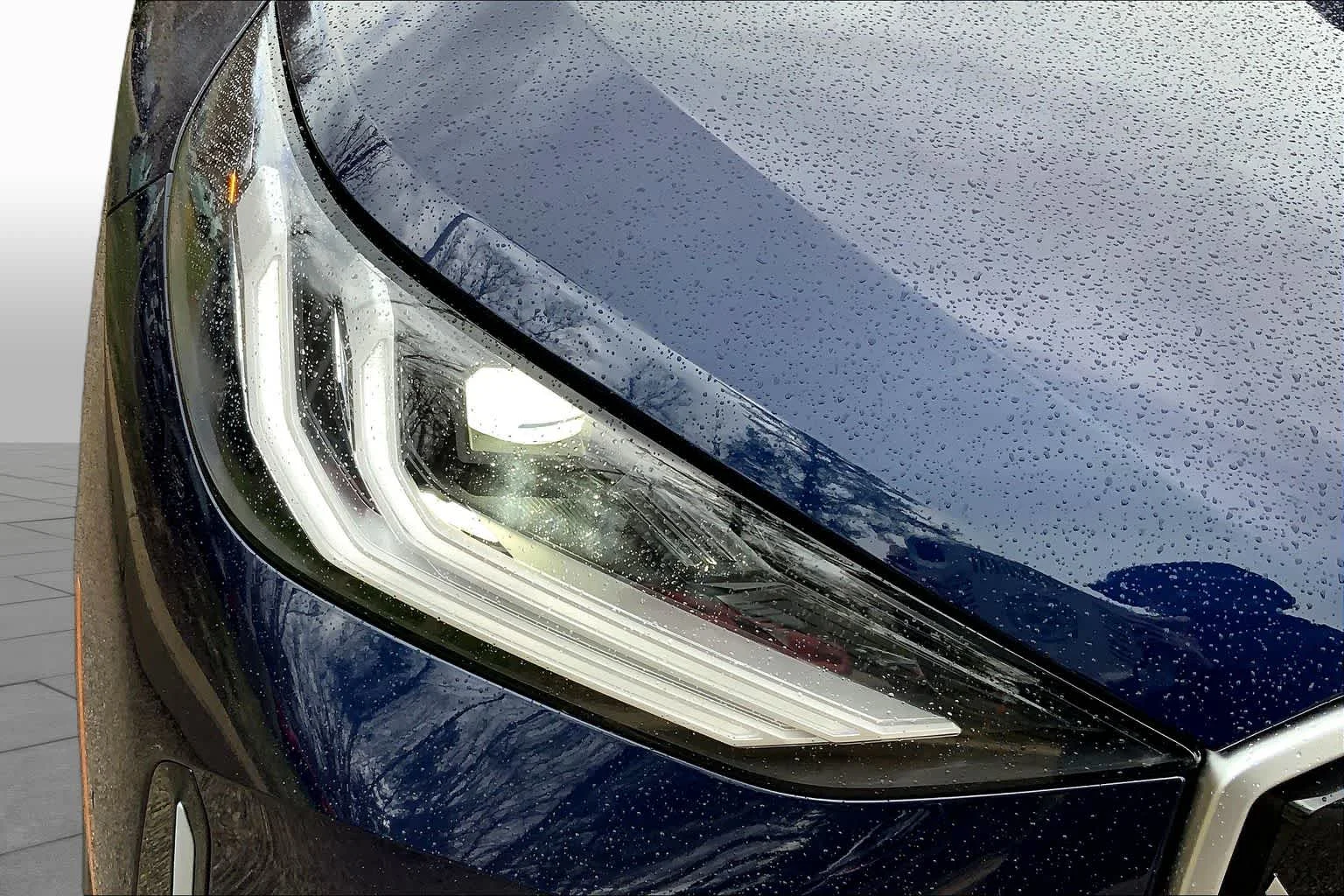 New 2026 Tanzanite Blue II Metallic BMW 30 xDrive image 13