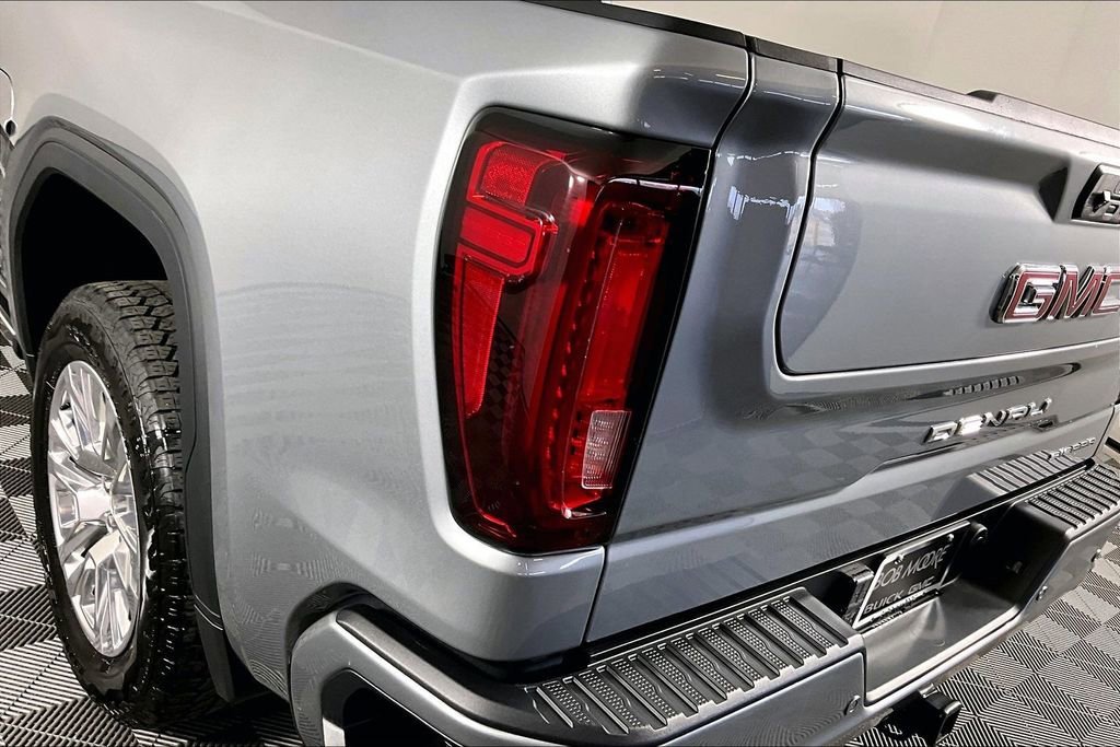 Used 2025 Sterling Metallic GMC Denali image 23
