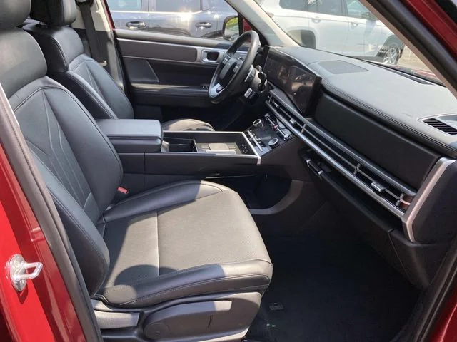 Used 2024 Red Hyundai SEL image 18