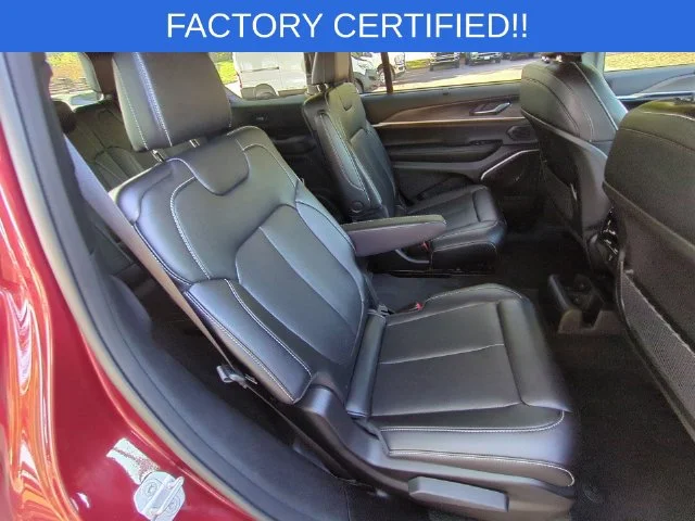 Used 2025 Red Jeep Limited image 37
