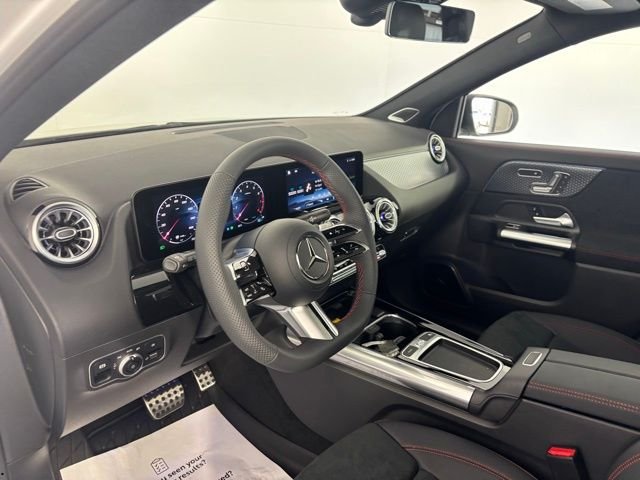 New 2026 White Mercedes-Benz GLA 250 image 12
