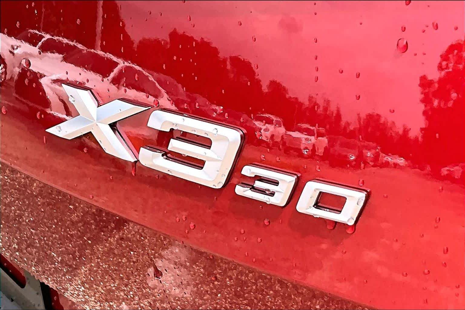 Used 2025 Vegas Red Metallic BMW 30 xDrive image 10