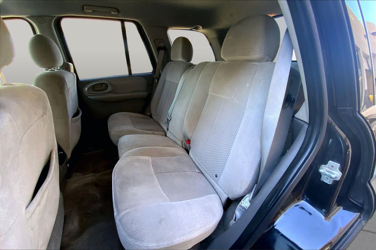 Used 2008 Black Chevrolet LT w/1LT image 20