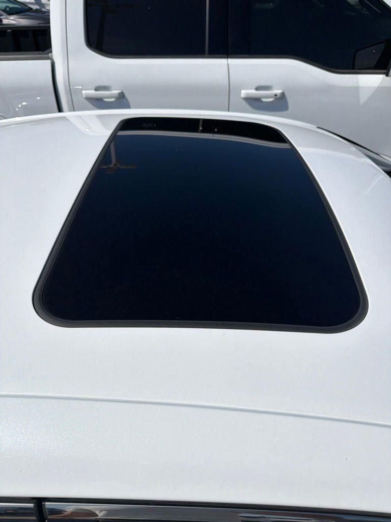 Used 2021 Ultra White Lexus 300 image 4