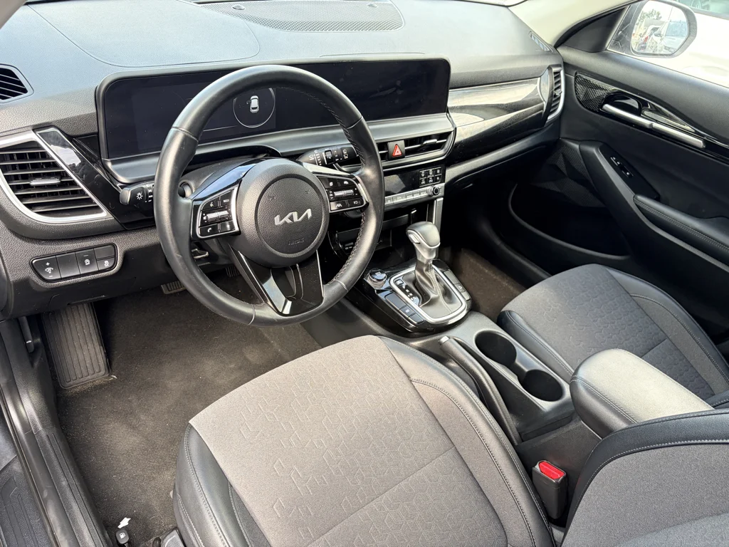 Used 2024 Gravity Gray Kia S image 8