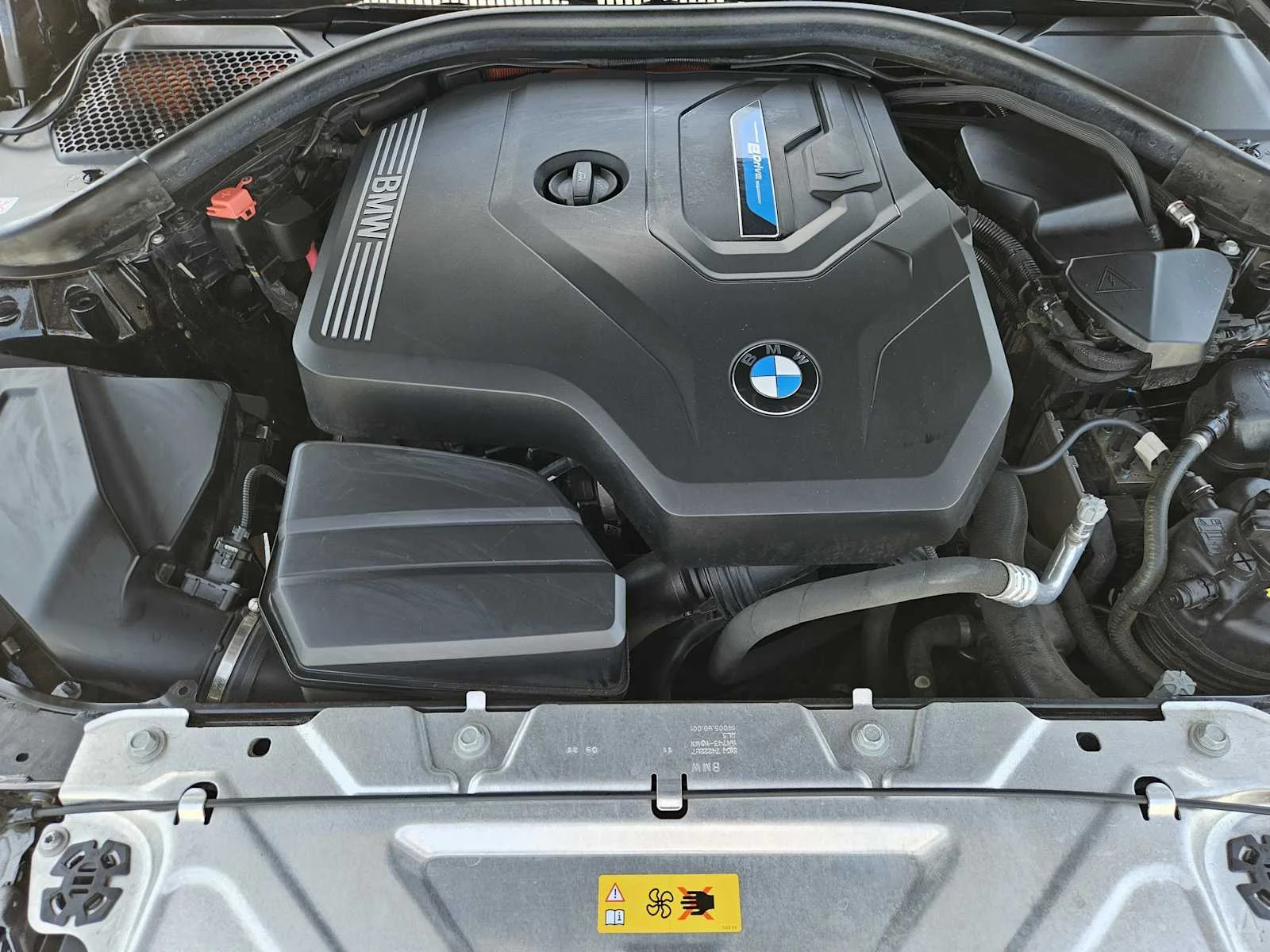 Used 2021 Black Sapphire Metallic BMW 330e image 31